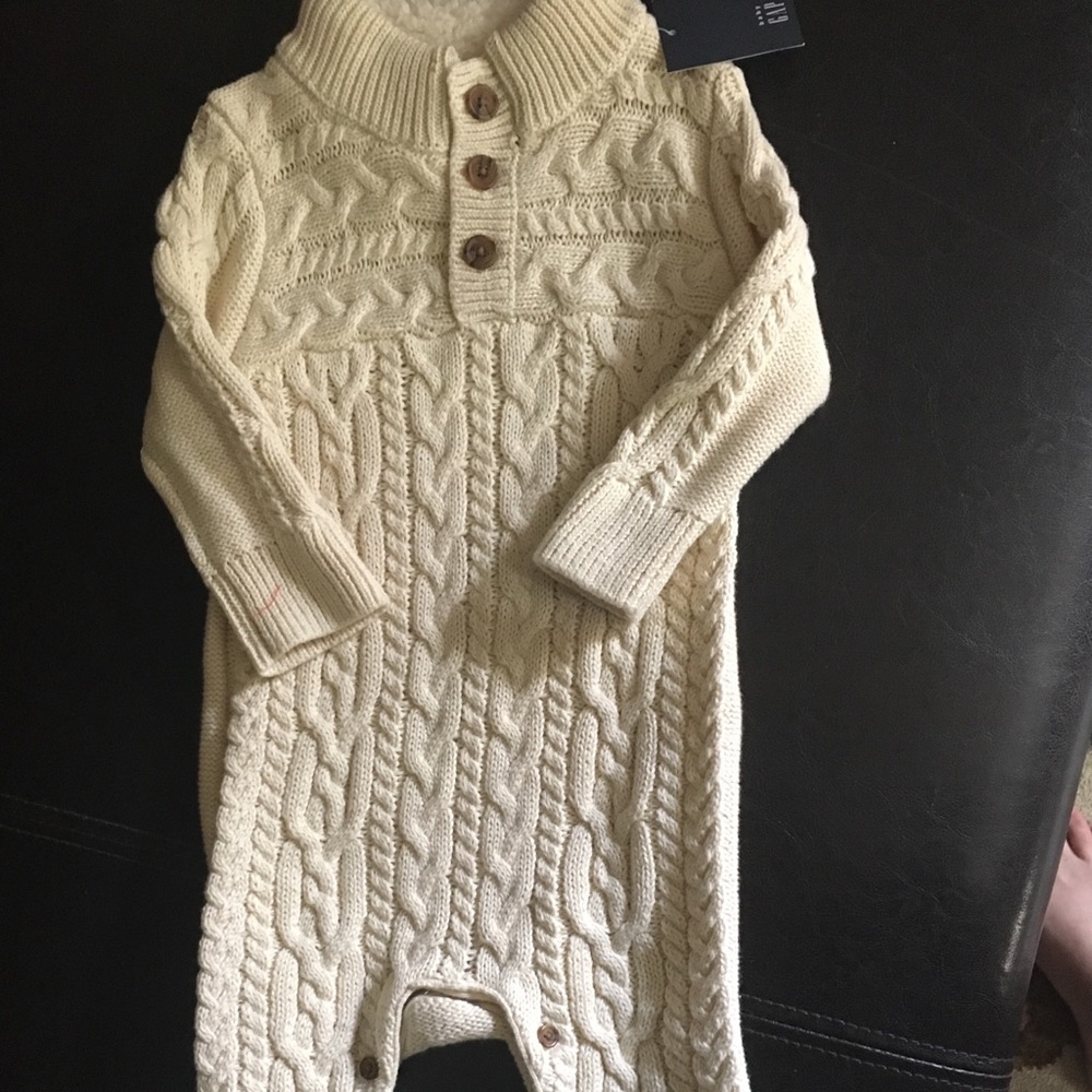 BNWT Gap crochet boys onesie